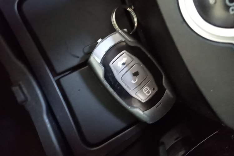 Used BYD Qin New Energy 2015 1.5T Dual-Crown Flagship Plus Edition Vehicle Key