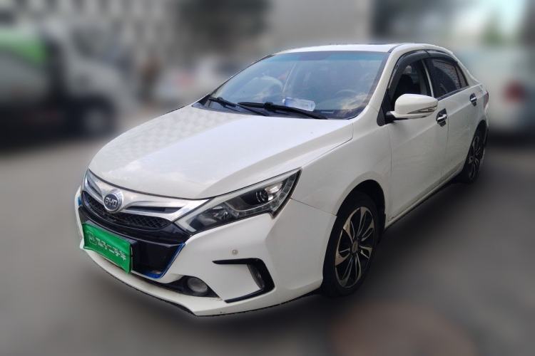 Used BYD Qin New Energy 2015 1.5T Dual-Crown Flagship Plus Edition Guazi used car, China used car export, Used car for sale, Used  cars, Cheapest cars for sale
