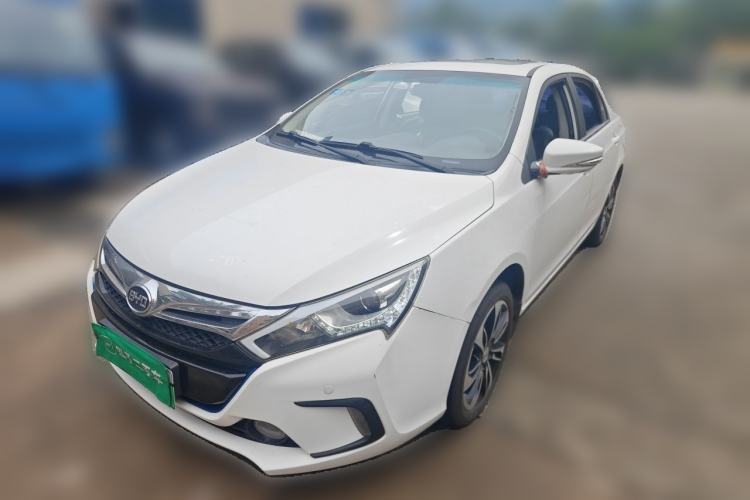 Used BYD Qin New Energy 2015 1.5T Dual-Crown Flagship Plus Edition Guazi used car, China used car export, Used car for sale, Used  cars, Cheapest cars for sale