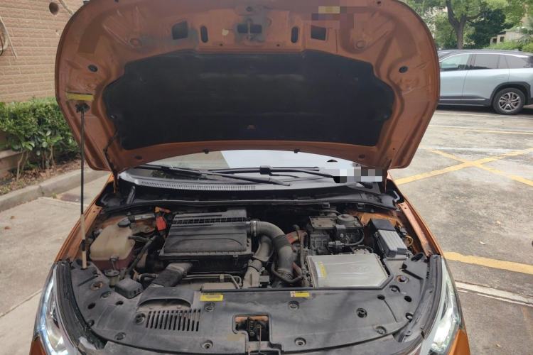 Used BYD Qin New Energy 2015 1.5T Dual-Crown Flagship Plus Edition Engine Bay