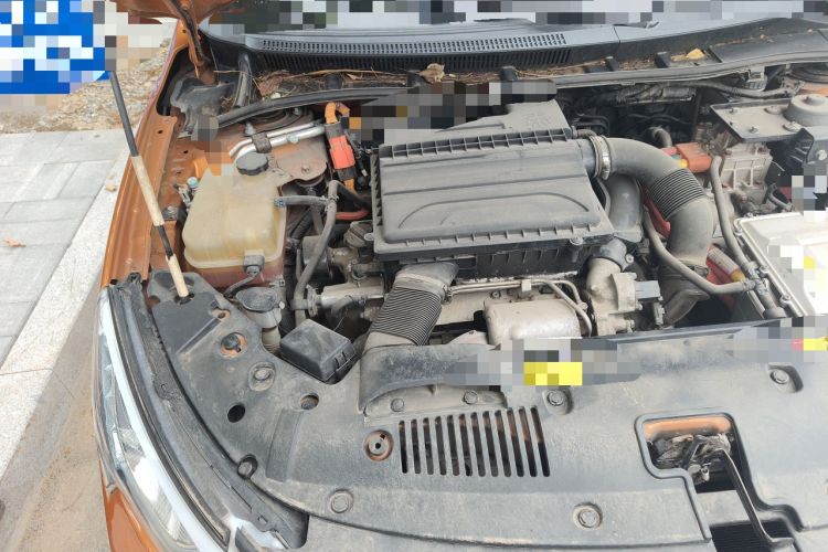 Used BYD Qin New Energy 2015 1.5T Dual-Crown Flagship Plus Edition Engine Bay Right