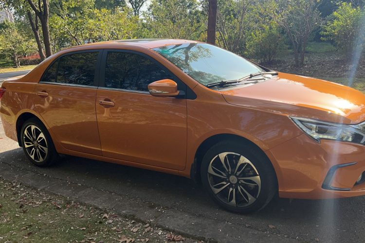 Used BYD Qin New Energy 2015 1.5T Dual-Crown Flagship Plus Edition Exterior 2