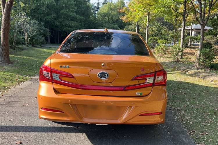 Used BYD Qin New Energy 2015 1.5T Dual-Crown Flagship Plus Edition Exterior 4