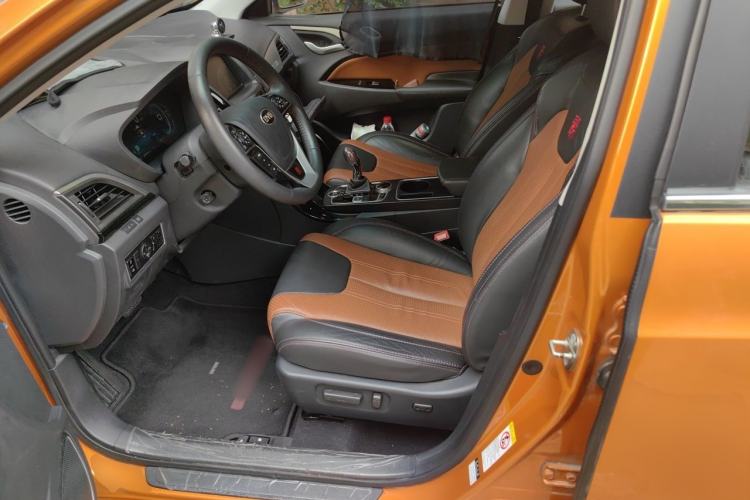 Used BYD Qin New Energy 2015 1.5T Dual-Crown Flagship Plus Edition Left Front Seat
