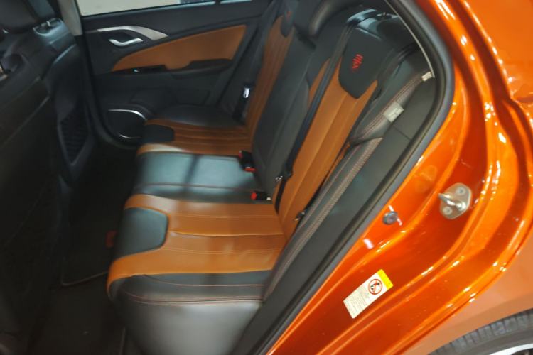 Used BYD Qin New Energy 2015 1.5T Dual-Crown Flagship Plus Edition Left Rear Seat
