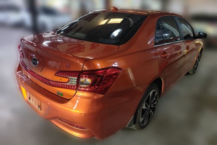 Used BYD Qin New Energy 2015 1.5T Dual-Crown Flagship Plus Edition Rear Right 45 Deg