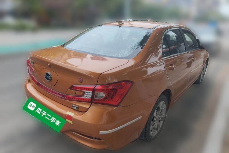 Used BYD Qin New Energy 2015 1.5T Dual-Crown Flagship Plus Edition Rear Right 45 Deg