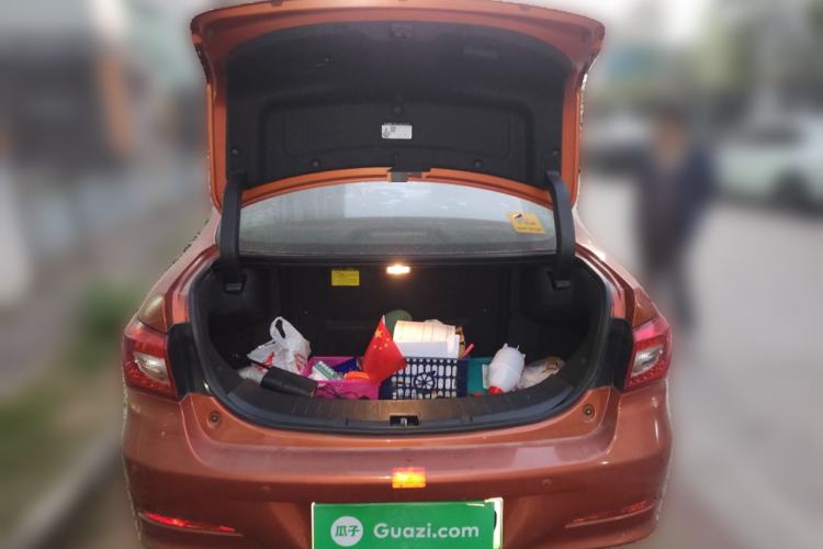 Used BYD Qin New Energy 2015 1.5T Dual-Crown Flagship Plus Edition Trunk