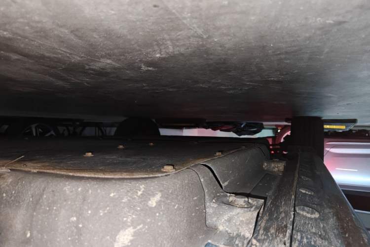 Used BYD Qin New Energy 2016 Qin EV300 Prestige Model Chassis Front Right