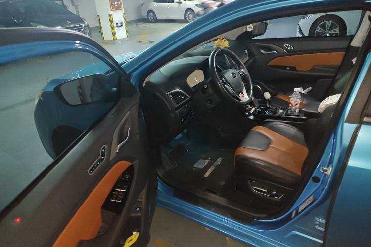 Used BYD Qin New Energy 2016 Qin EV300 Flagship Model Driver Seat