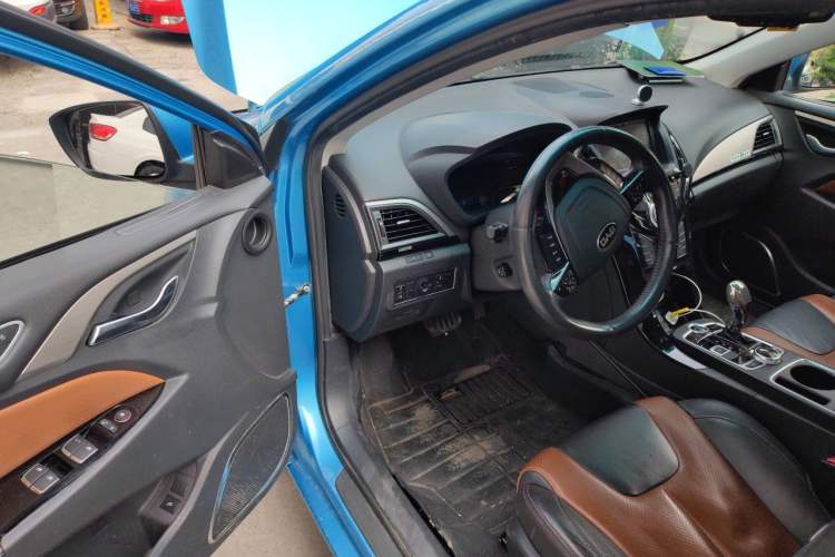Used BYD Qin New Energy 2016 Qin EV300 Prestige Model Driver Seat
