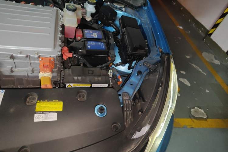 Used BYD Qin New Energy 2016 Qin EV300 Flagship Model Engine Bay Left