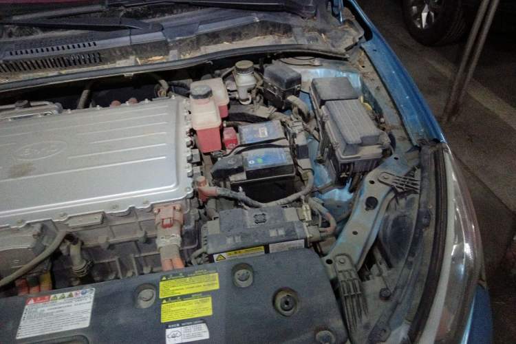 Used BYD Qin New Energy 2016 Qin EV300 Prestige Model Engine Bay Left