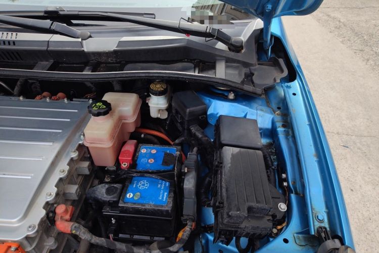Used BYD Qin New Energy 2016 Qin EV300 Prestige Model Engine Bay Left