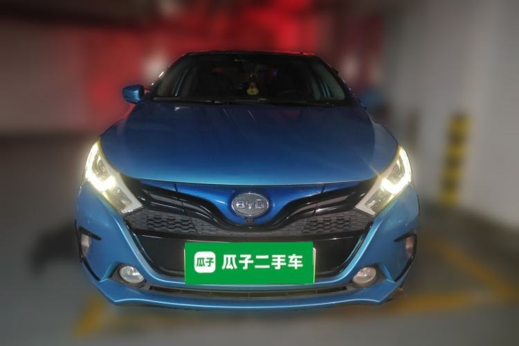 Used BYD Qin New Energy 2016 Qin EV300 Flagship Model Front