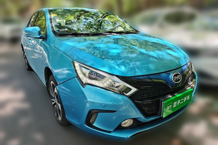 Used BYD Qin New Energy 2016 Qin EV300 Prestige Model Front Right 45 Deg