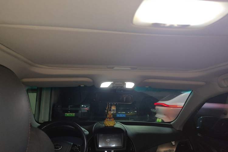 Used BYD Qin New Energy 2016 Qin EV300 Flagship Model Headliner