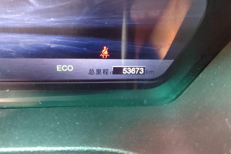 Used BYD Qin New Energy 2016 Qin EV300 Prestige Model Odometer Close Up