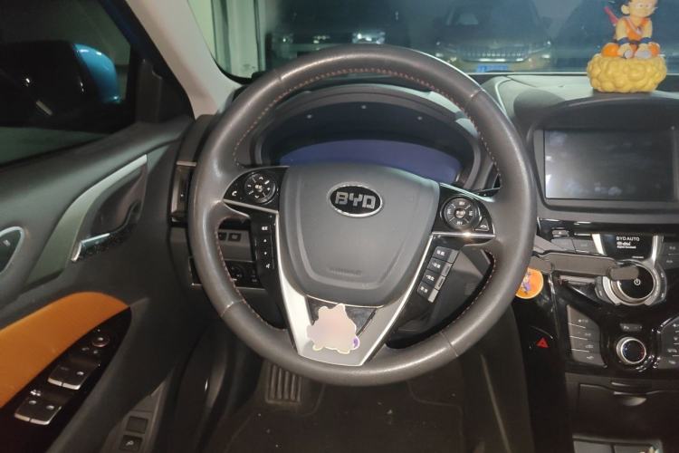 Used BYD Qin New Energy 2016 Qin EV300 Flagship Model Steering Wheel