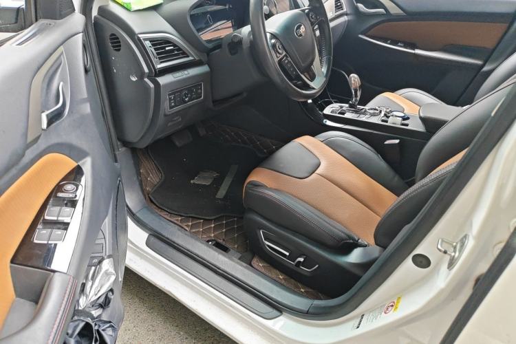 Used BYD Qin New Energy 2016 Qin EV300 Prestige Model Driver Seat