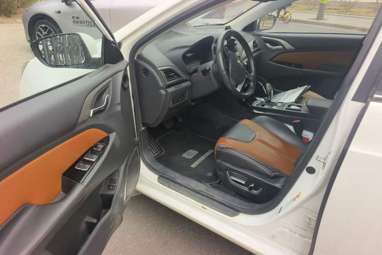 Used BYD Qin New Energy 2016 Qin EV300 Prestige Model Driver Seat