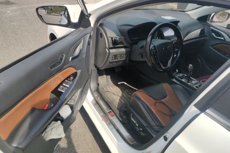 Used BYD Qin New Energy 2016 Qin EV300 Prestige Model Driver Seat