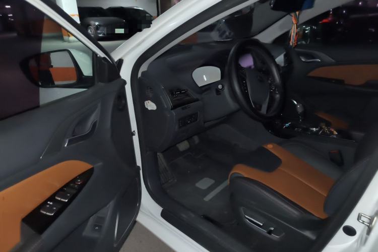 Used BYD Qin New Energy 2016 Qin EV300 Prestige Model Driver Seat