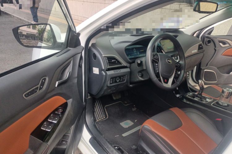 Used BYD Qin New Energy 2016 Qin EV300 Prestige Model Driver Seat