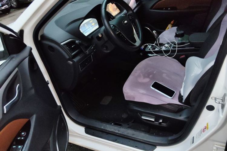 Used BYD Qin New Energy 2016 Qin EV300 Prestige Model Driver Seat