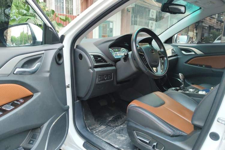 Used BYD Qin New Energy 2016 Qin EV300 Prestige Model Driver Seat