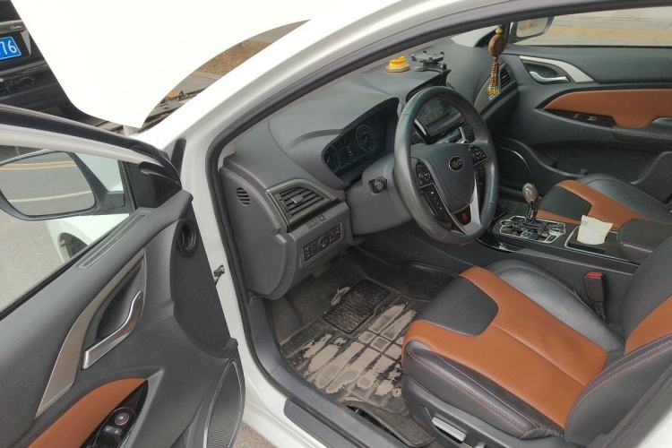 Used BYD Qin New Energy 2016 Qin EV300 Prestige Model Driver Seat