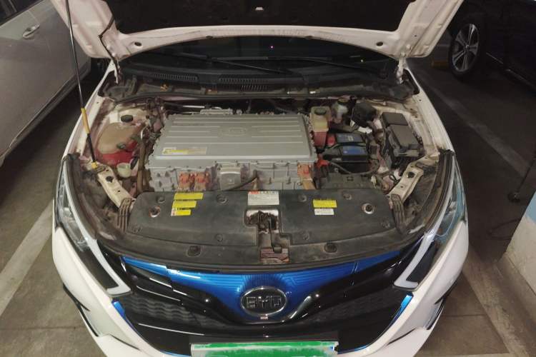 Used BYD Qin New Energy 2016 Qin EV300 Prestige Model Engine Bay