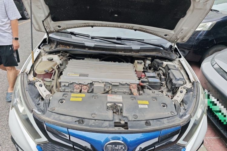 Used BYD Qin New Energy 2016 Qin EV300 Prestige Model Engine Bay