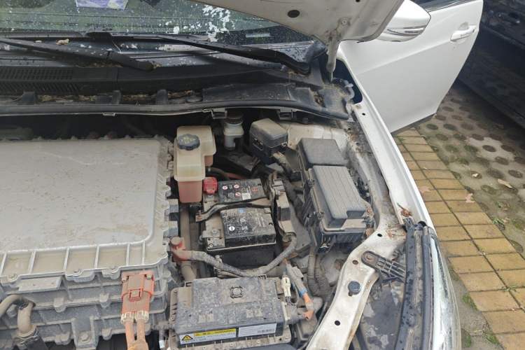 Used BYD Qin New Energy 2016 Qin EV300 Prestige Model Engine Bay Left
