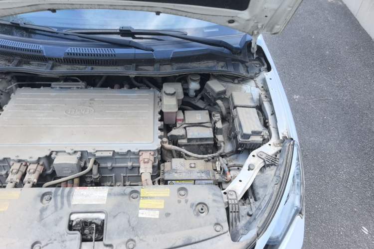 Used BYD Qin New Energy 2016 Qin EV300 Prestige Model Engine Bay Left