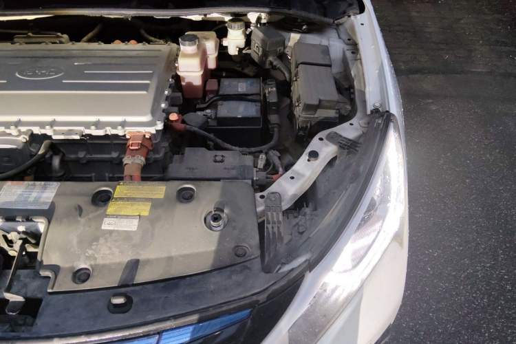 Used BYD Qin New Energy 2016 Qin EV300 Prestige Model Engine Bay Left