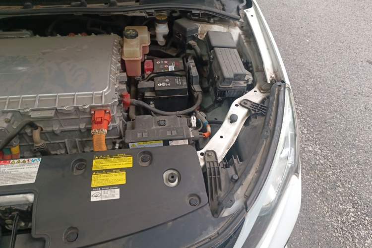 Used BYD Qin New Energy 2016 Qin EV300 Prestige Model Engine Bay Left