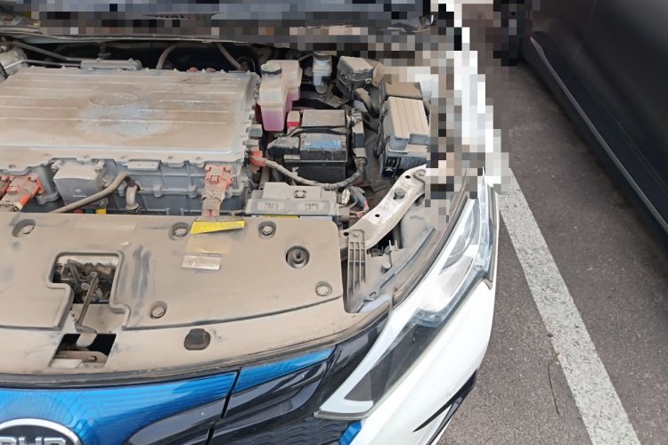 Used BYD Qin New Energy 2016 Qin EV300 Prestige Model Engine Bay Left