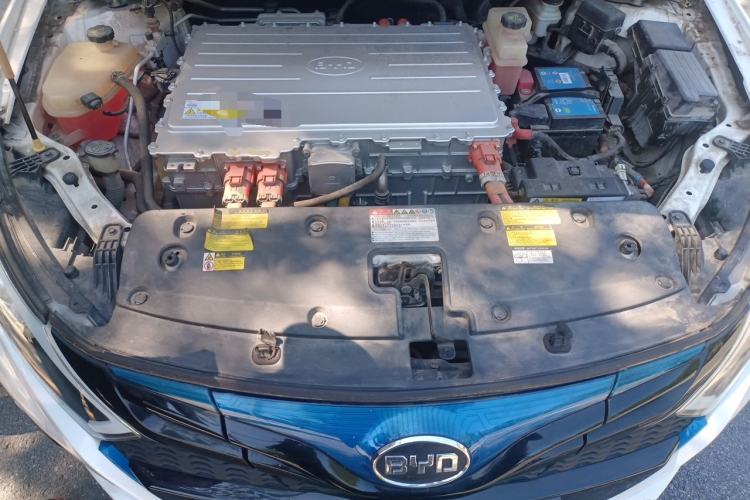Used BYD Qin New Energy 2016 Qin EV300 Prestige Model Engine Bay