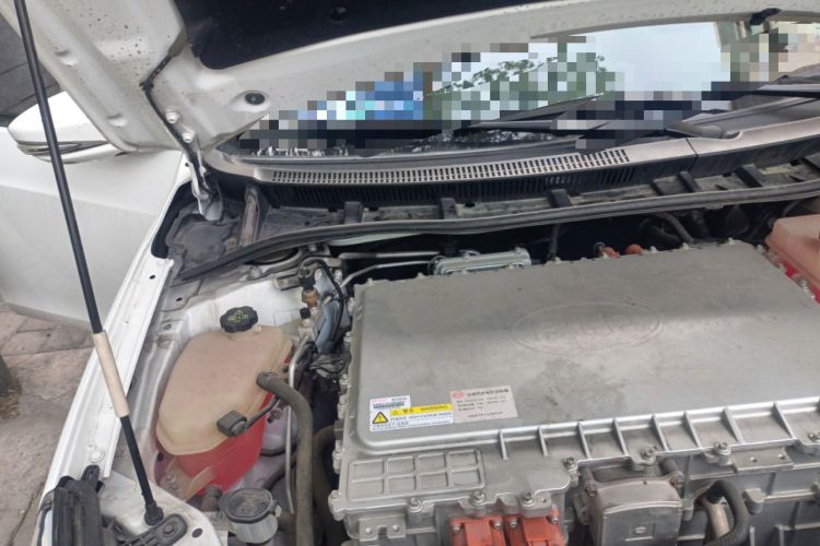 Used BYD Qin New Energy 2016 Qin EV300 Prestige Model Engine Bay Right