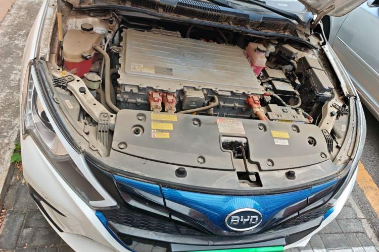 Used BYD Qin New Energy 2016 Qin EV300 Prestige Model Engine Bay