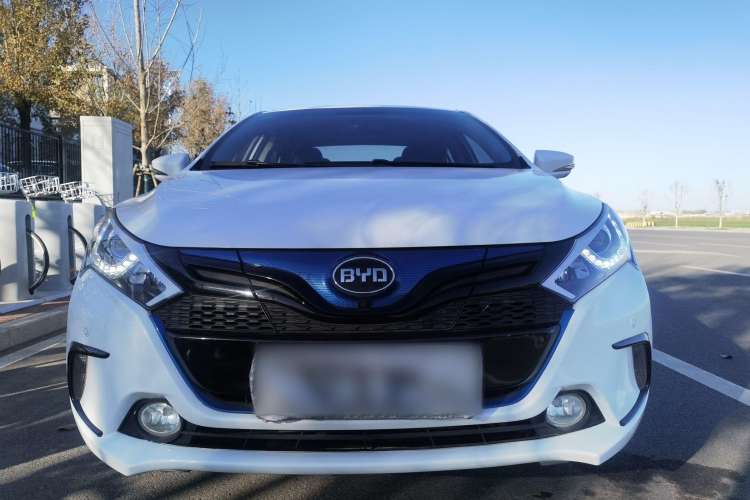 Used BYD Qin New Energy 2016 Qin EV300 Prestige Model Exterior 1