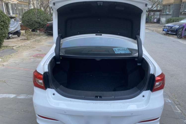 Used BYD Qin New Energy 2016 Qin EV300 Prestige Model Exterior 11