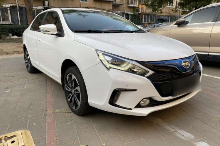 Used BYD Qin New Energy 2016 Qin EV300 Prestige Model Exterior 2