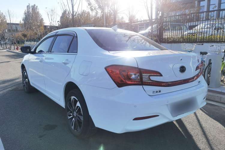 Used BYD Qin New Energy 2016 Qin EV300 Prestige Model Exterior 9