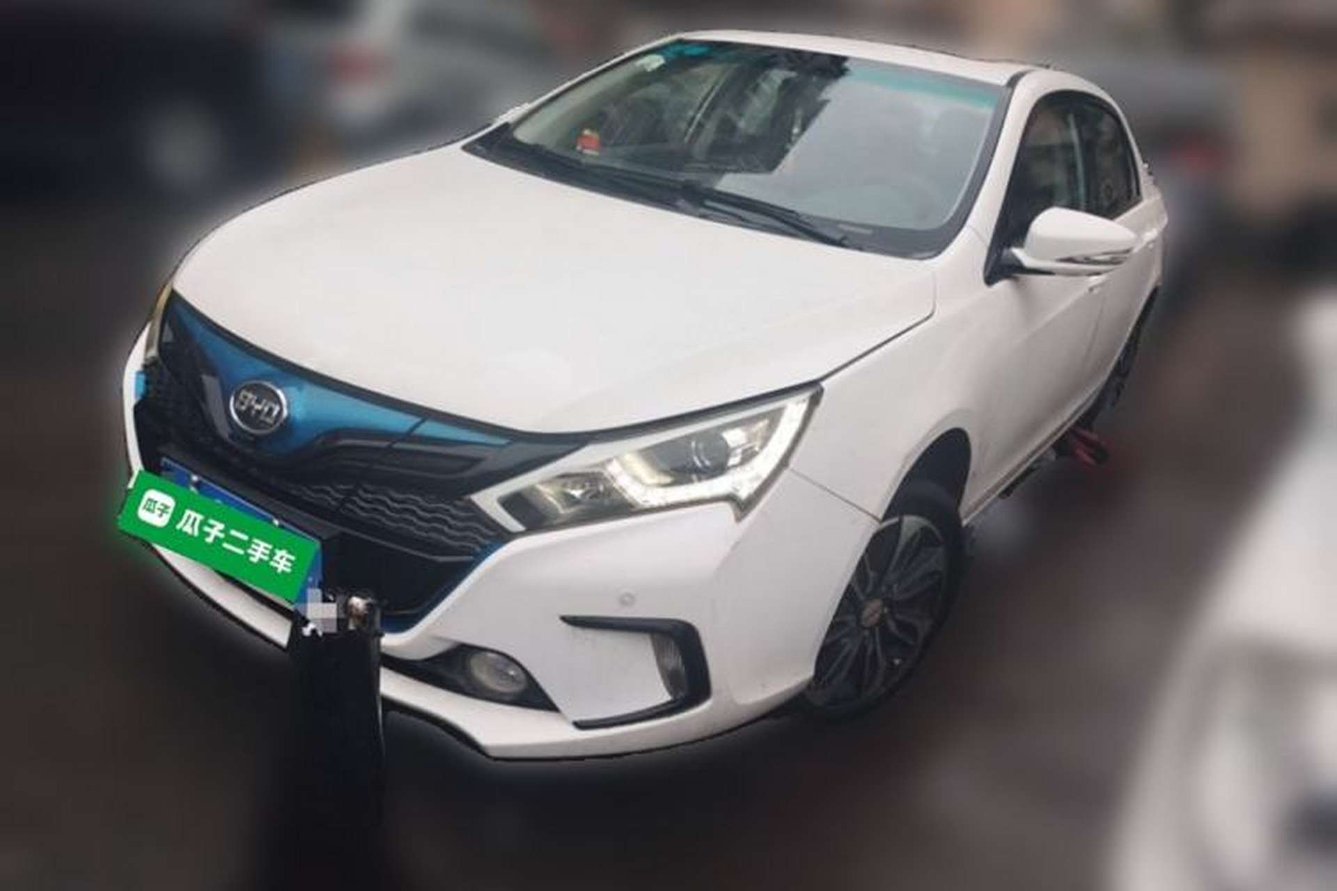Used BYD Qin New Energy 2016 Qin EV300 Prestige Model Front Left 45 Deg