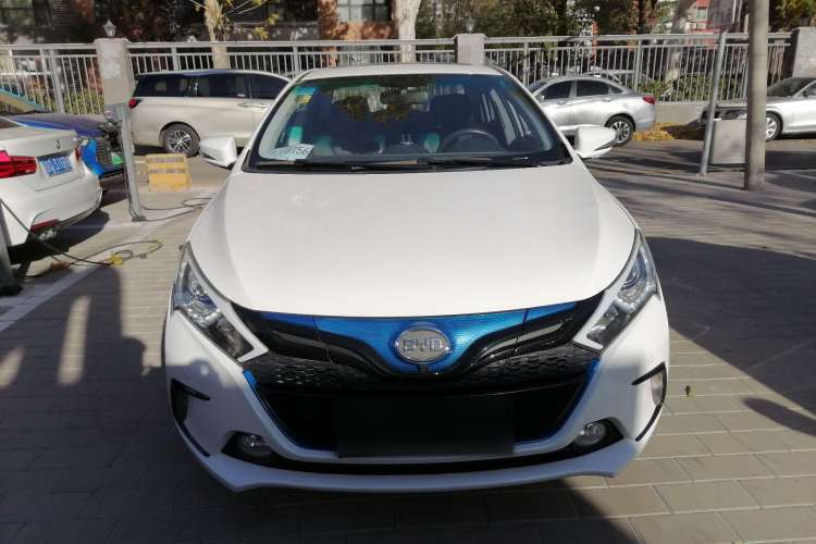 Used BYD Qin New Energy 2016 Qin EV300 Prestige Model Front