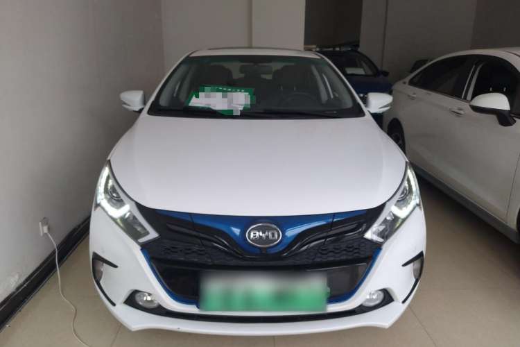 Used BYD Qin New Energy 2016 Qin EV300 Prestige Model Front