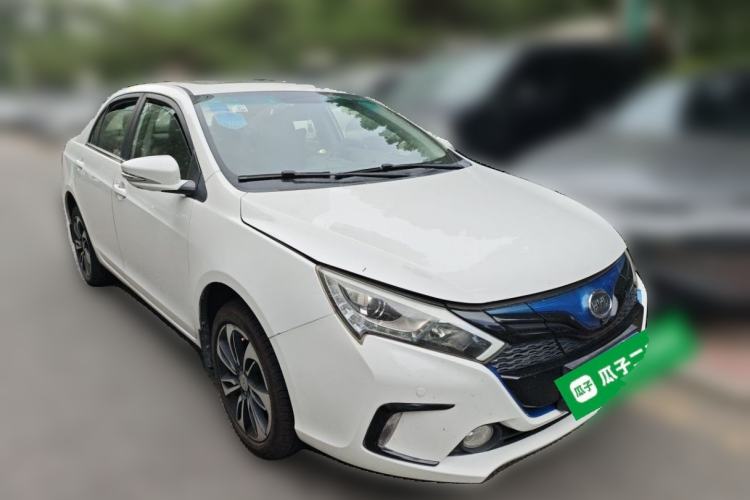Used BYD Qin New Energy 2016 Qin EV300 Prestige Model Front Right 45 Deg