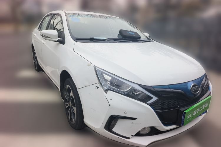 Used BYD Qin New Energy 2016 Qin EV300 Prestige Model Front Right 45 Deg